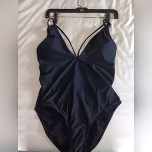 Black 1pc swimsuits-large
